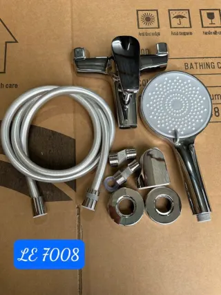 Bộ sen đơn nóng lạnh củ đồng LE7008