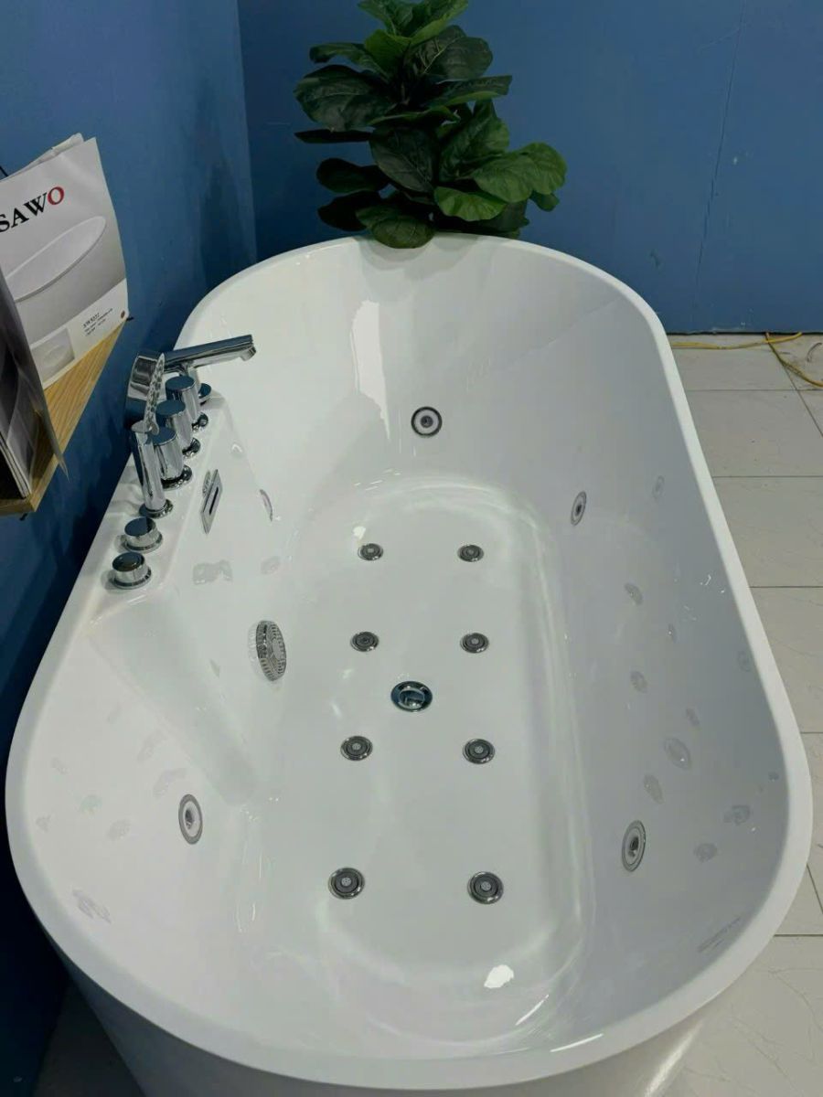 Bồn tắm có sục khí, có đèn kích thước 1.7m